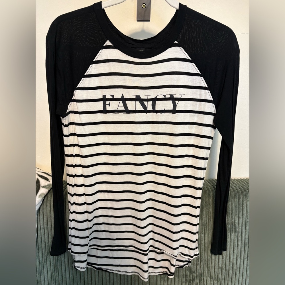 Banana Republic long sleeve knit top